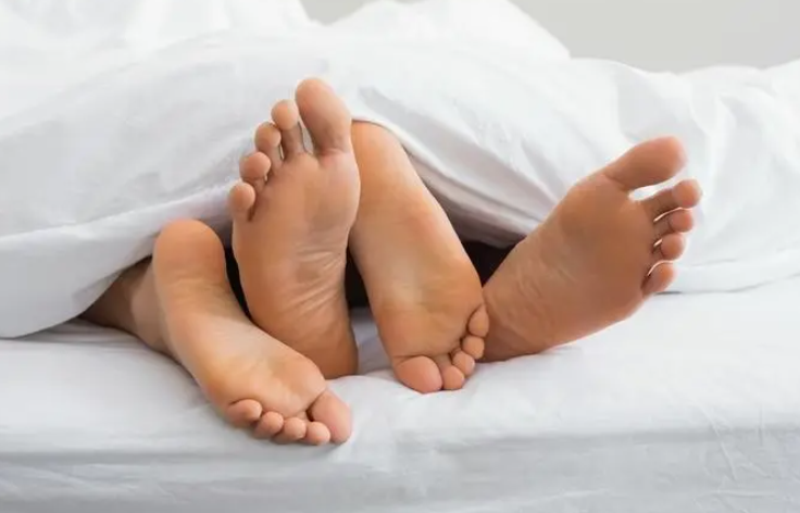 疼了就停下是真爱吗 男人愿意给你口算爱你么