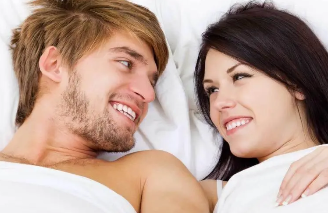 和谐的性生活有利于夫妻感情 性生活多久一次正常?