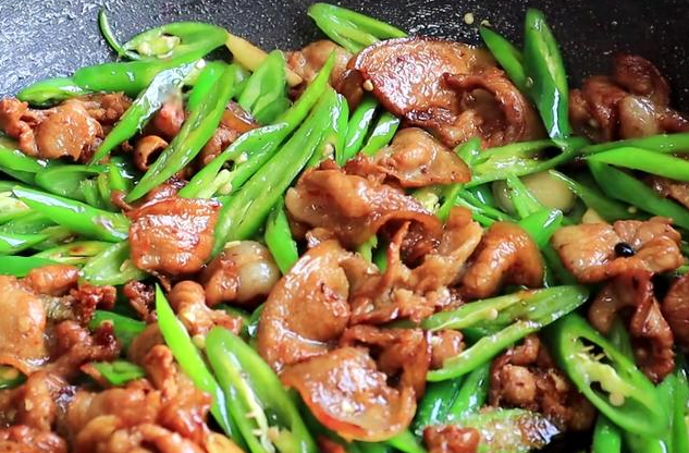 尖椒炒肉的做法 尖椒炒肉怎么做好吃