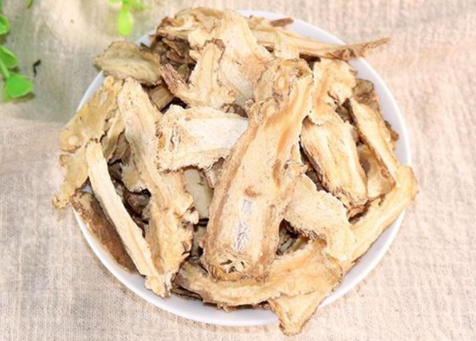 全当归的功效与作用是什么 全当归和当归的区别