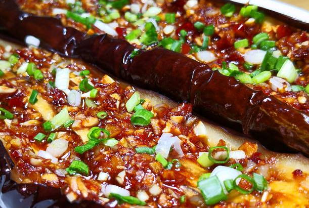 茄子和螃蟹能一起吃吗 茄子与菌类能同吃吗