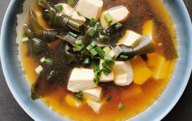 豆腐海带能一起吃吗 豆腐炖海带有什么功效
