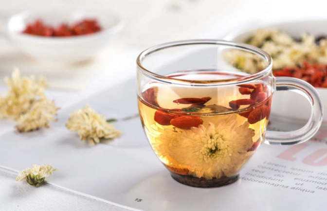 决明子菊花茶的功效与作用 菊花决明子茶真的护肝吗