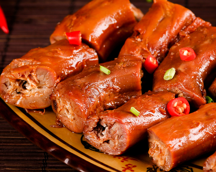 鸭脖骨头可以吃吗 鸭脖上面的白色条是什么?