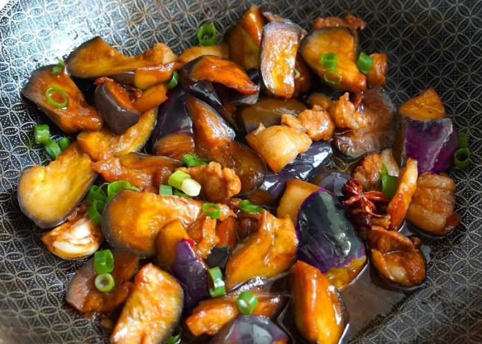 茄子炖肉怎么做好吃 茄子炖肉的做法步骤