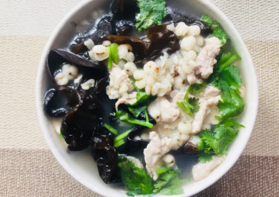 木耳和瘦肉一起煮有什么效果 木耳煲瘦肉的功效与作用