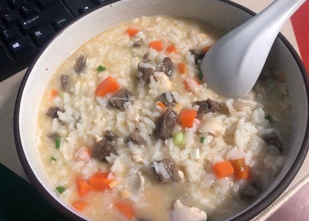 土豆洋葱牛肉粥怎么做 土豆洋葱牛肉粥的最正宗的做法