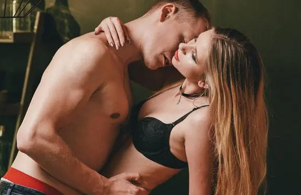 做爱一般一个多小时正常吗 男性要如何保持正常的性生活时间