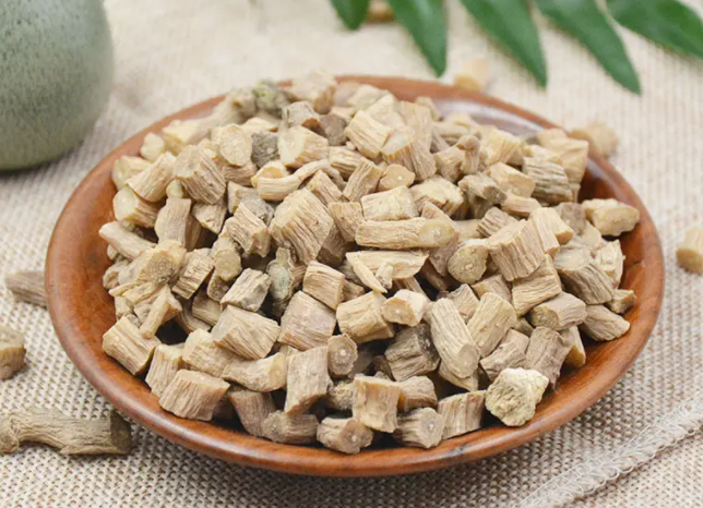 怀牛膝的功效与作用 怀牛膝的注意事项