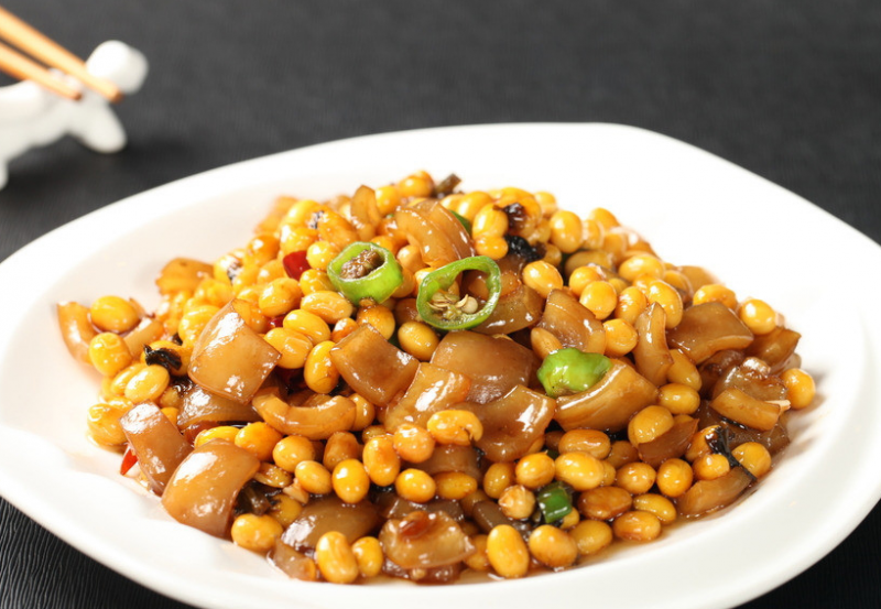 炒黄豆的功效与作用 炒黄豆能美白护肤吗