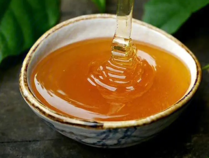 如何用蜂蜜洗脸 蜂蜜洗脸有什么作用与功效