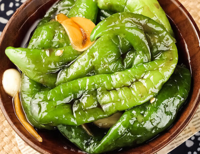 生腌青辣椒怎么做 生腌青辣椒的简单做法