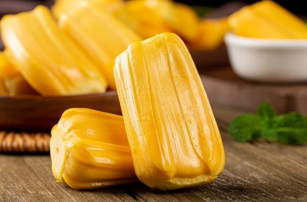 吃完菠萝蜜能喝牛奶吗 菠萝蜜吃多了会上火吗