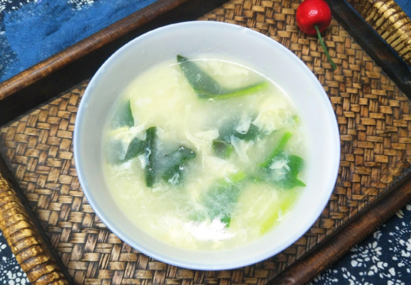 菠菜汤怎么做好吃 菠菜汤的做法