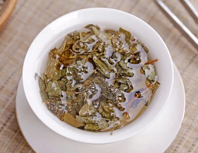 溪黄茶的功效与作用 副作用与食用禁忌