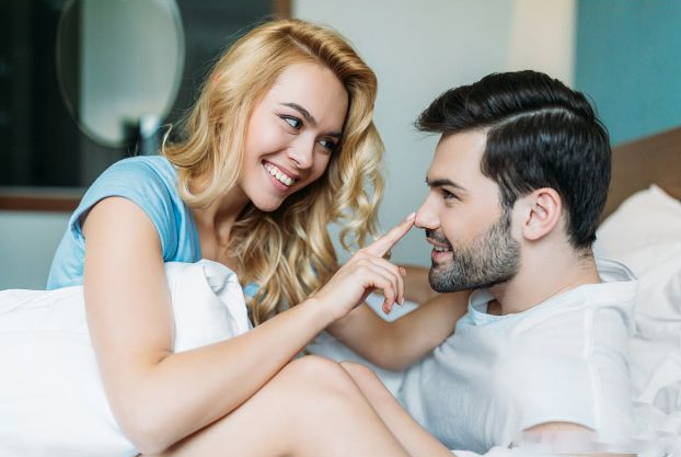 爱抚女人的技巧（掌握女人喜欢的爱抚方式）