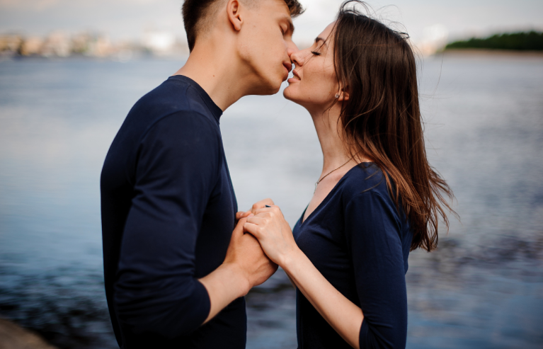 女生情后，如何正确面对恋爱中的挑战？