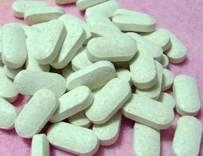 孕妇误食中老年人的钙片怎么办(孕妇吃中老年钙片)