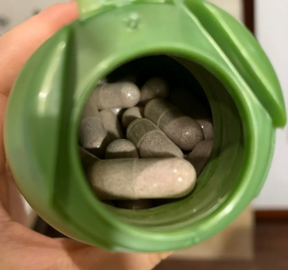 gnc葡萄籽胶囊来例假能吃嘛(例假期间可否食用GNC葡萄籽胶囊？)
