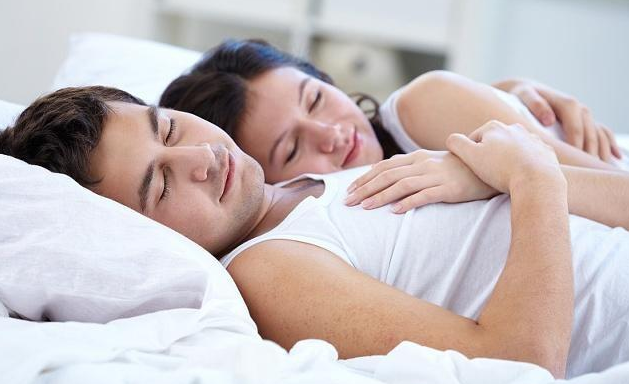男人口交技巧 如何提升性爱体验?