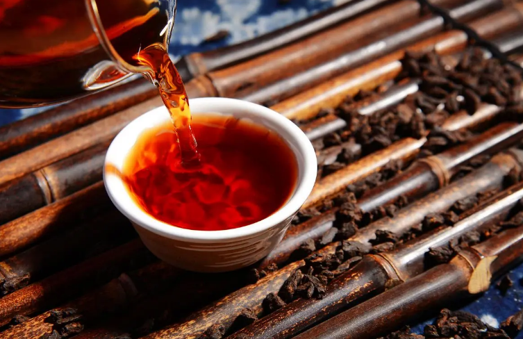女生喝什么茶减肥？这3种茶让你瘦成闪电