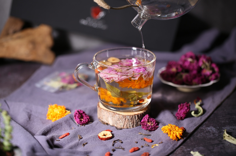 女生喝什么花茶有好处？