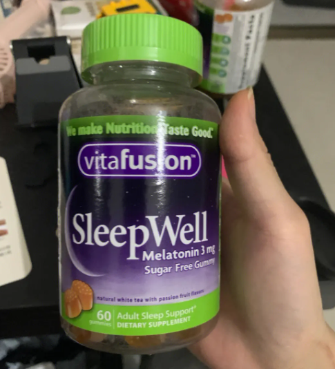 澳洲玛褪黑素(澳洲深海鱼油：提高睡眠质量的良药)