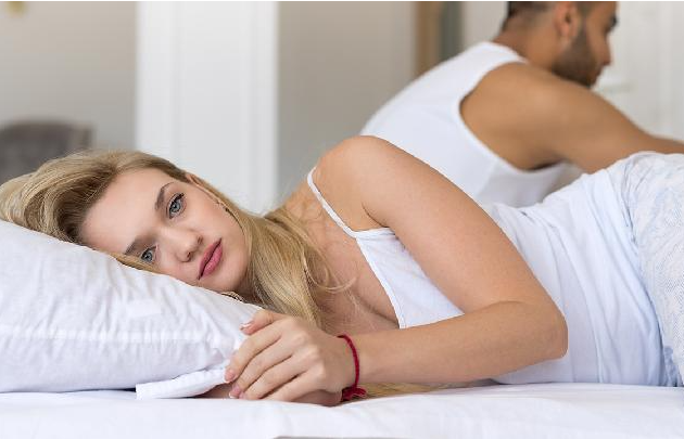 女上男下技巧怎么做（掌握女性主导的性爱技巧）