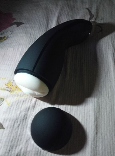 飞机杯润滑油涂在避孕套上（飞机杯润滑油涂在避孕套上有用吗）