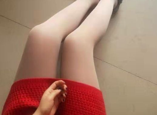 女生两腿间的秘密(探讨女性私密部位的保养和健康)
