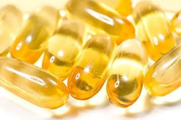 浓缩鱼油软胶囊的功效（浓缩深海鱼油使用方法）