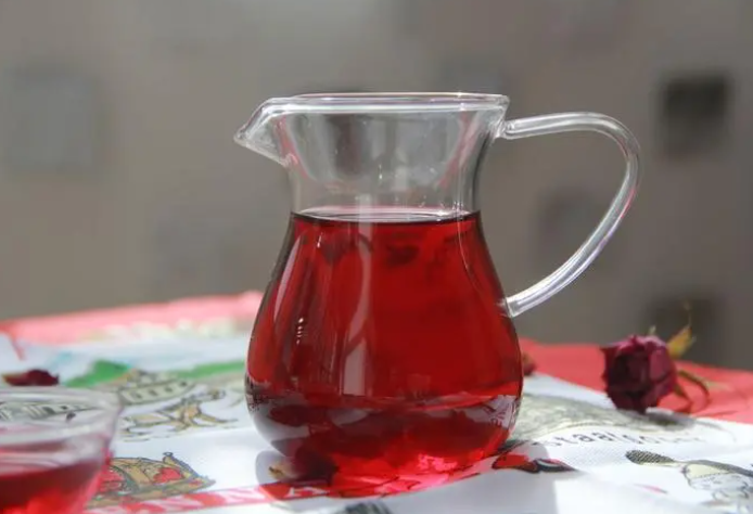 玫瑰蔓越莓茶的功效(玫瑰蔓越莓茶的营养价值与功效)