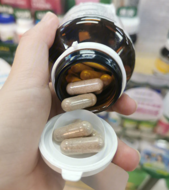 美国葡萄籽胶囊图片(葡萄籽胶囊：一款益处多多的美容保健产品)