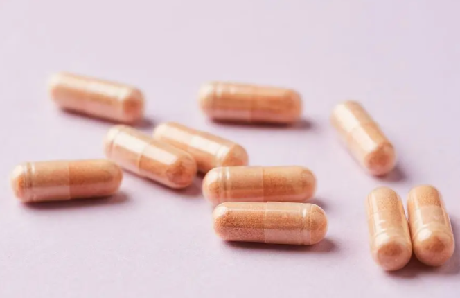 葡萄籽精华素胶囊(葡萄籽精华素胶囊的功效及作用说明)