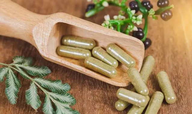 葡萄籽软胶囊的功效与作用(葡萄籽软胶囊的保健功效及用途)