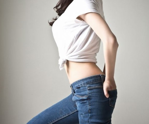 女生的腰敏感嘛？如何科学锻炼让它更美丽？