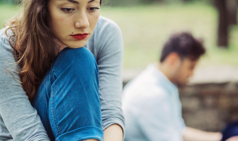 女生主动追求爱情的行为分析和心理解读 千万别弄错了