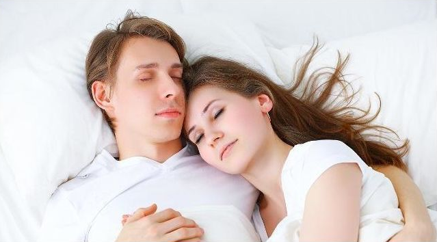 女人前戏应该怎么做更刺激（如何让伴侣掉进你的温柔陷阱）