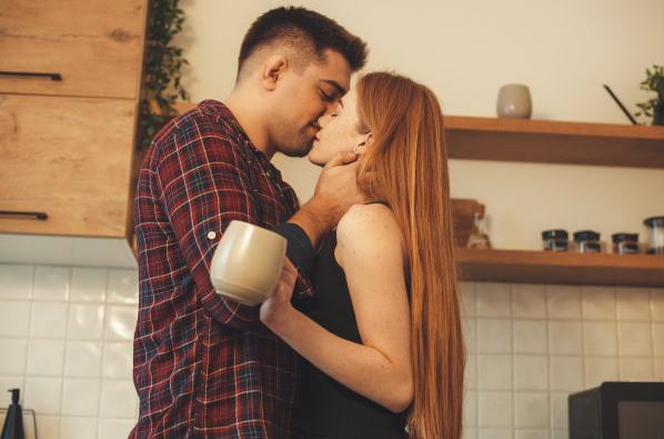 女生有几道心理防线，如何应对挑逗和诱惑？