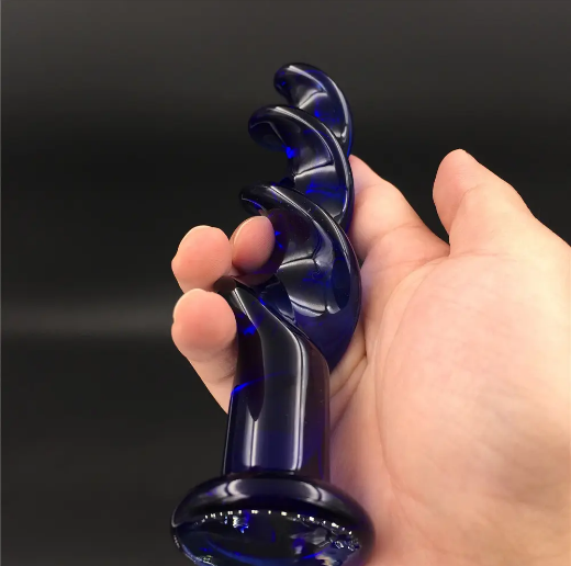 成人用品店有飞机杯（成人用品店买的飞机杯）