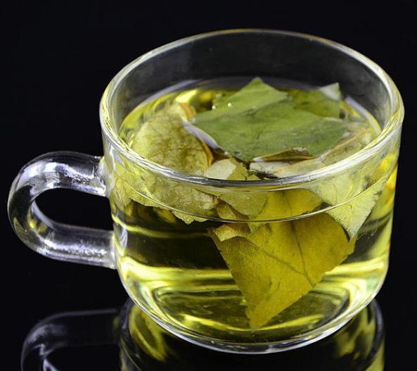 荷叶茶的副作用（什么人不能喝荷叶茶的副作用）