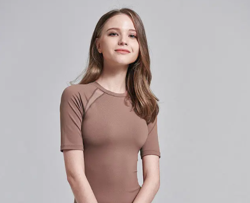 大骨架女生骨头多少（解析大骨架女生的身体特点和骨骼构成）