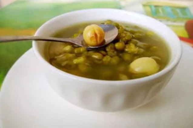 绿豆汤的作用与功效（儿童绿豆汤的作用与功效）