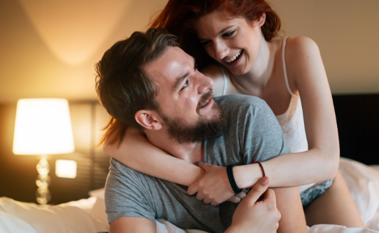 如何用专业的技巧亲吻女生，让她欲罢不能