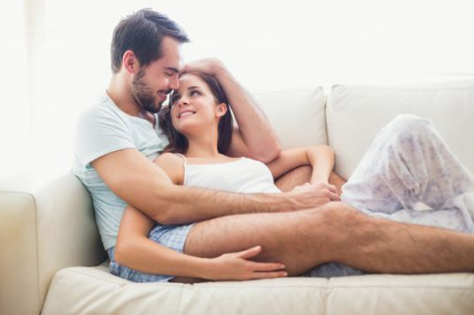 怎么和女生前戏（探讨男女之间前戏的技巧和注意事项）