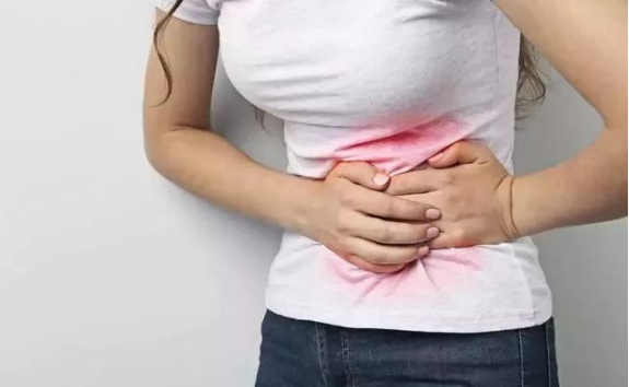 女性部位保健胃病到底有哪些征兆（如何有效改善胃疼）