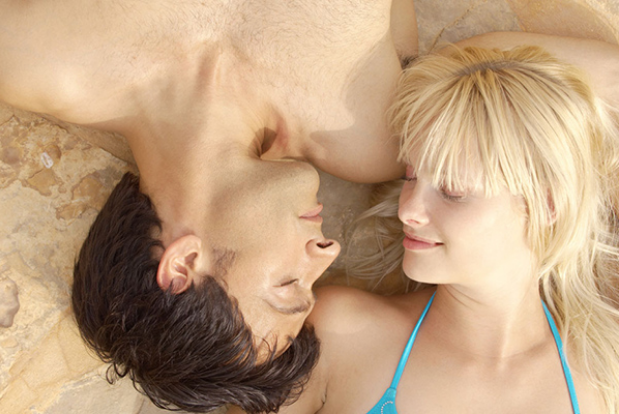 爱爱前小酌一杯让男人更持久（男人上午泡一杯什么比较好）