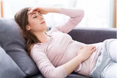 女人生活未成年怀孕如何正确处理（未成年人怀孕注意事项）
