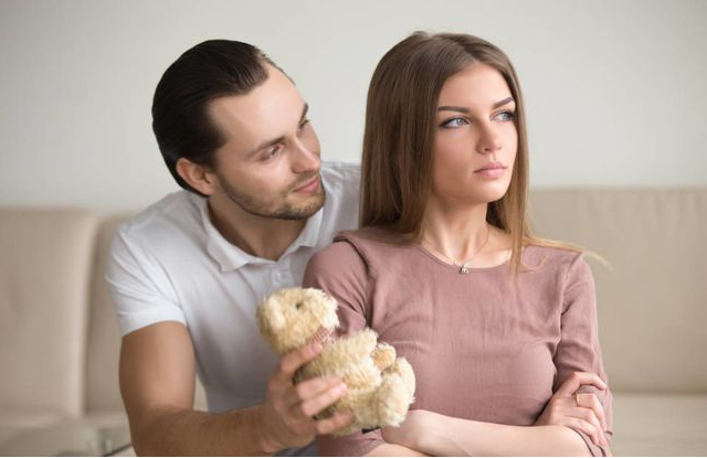 维持婚姻很难（或许妻管严模式能挽救）