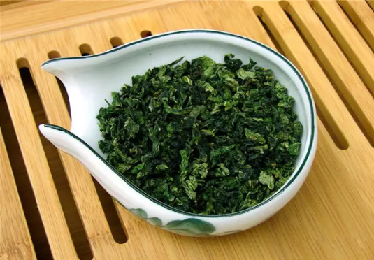 铁观音是什么茶（铁观音是什么茶是红茶还是绿茶）